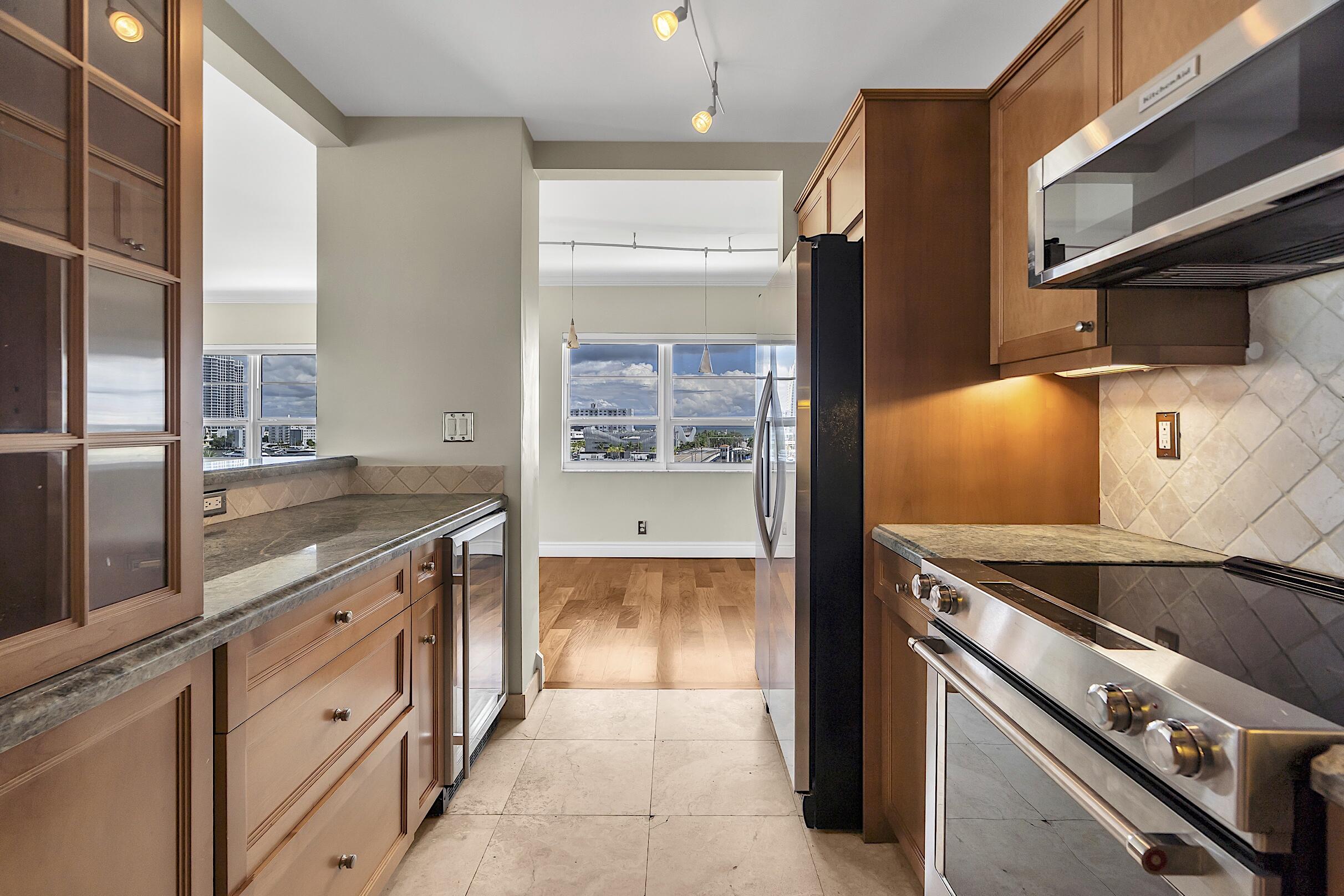 2500 East Las Olas Boulevard, Unit 802 Fort Lauderdale, FL 33301 - Photo 30 of 67 802 - 047