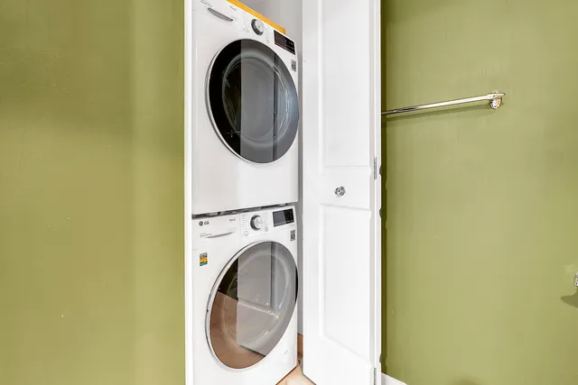 $5,200 | 2500 East Las Olas Boulevard, Unit 802, Fort Lauderdale, FL 33301