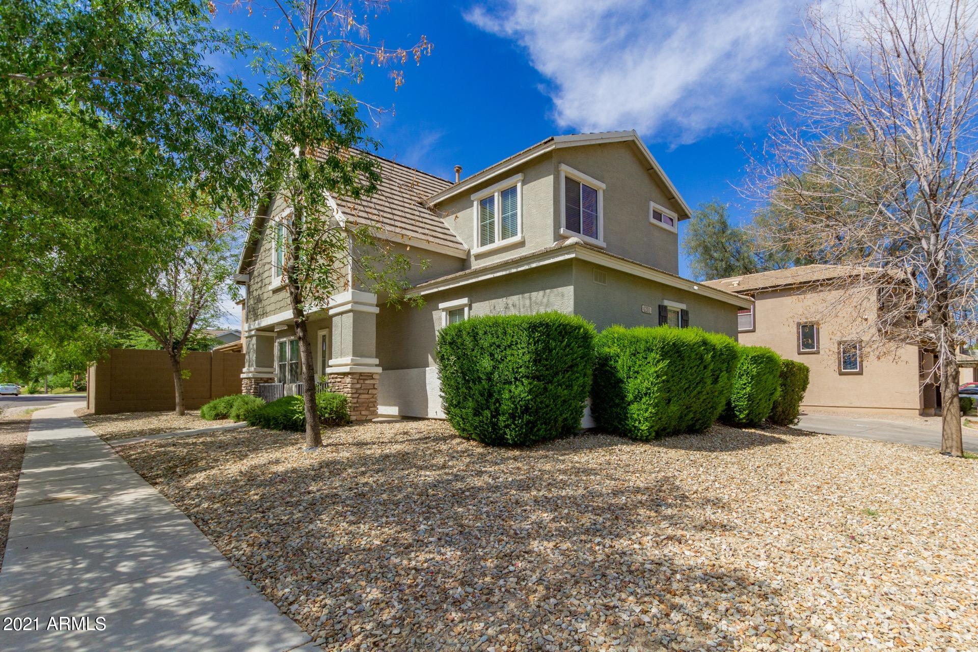 4201 West Maldonado Road Phoenix, AZ 85041 - Photo 4 of 31 03 - Maldonado