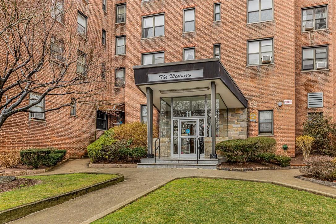 11 Bronx River Road, Unit 2F Yonkers, NY 10704 - Photo 1 of 1