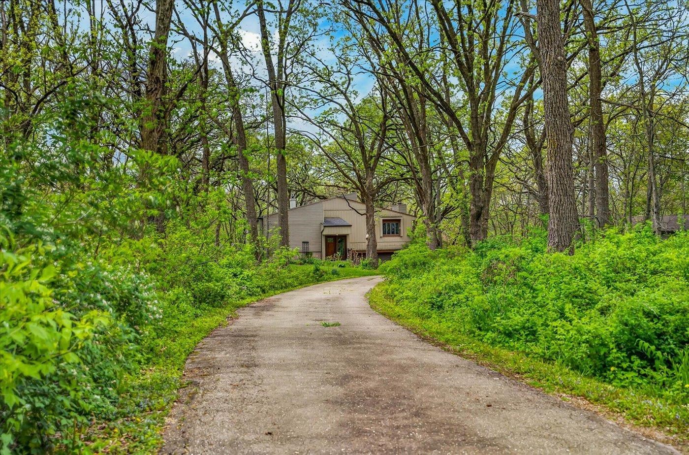 10671 West Oak Ridge Road Evansville, WI 53536 - Photo 7 of 71