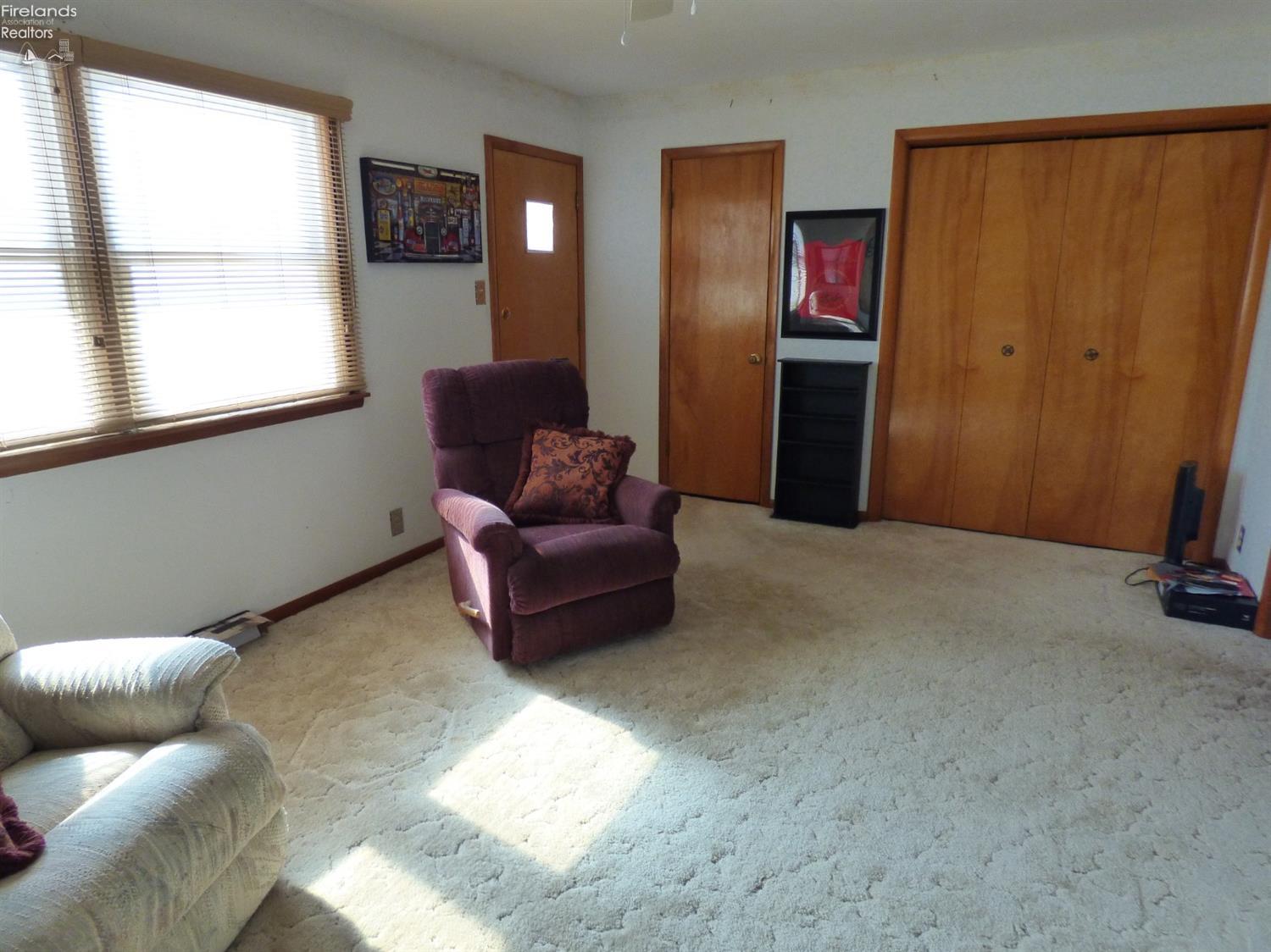 3618 West Harbor Road Port Clinton, OH 43452 - Photo 14 of 32 Gallery Image 14
