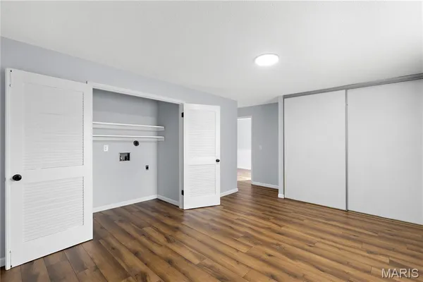 $3,999 | 606 Rue Montand Drive, Ballwin, MO 63011