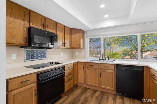 $3,999 | 606 Rue Montand Drive, Ballwin, MO 63011