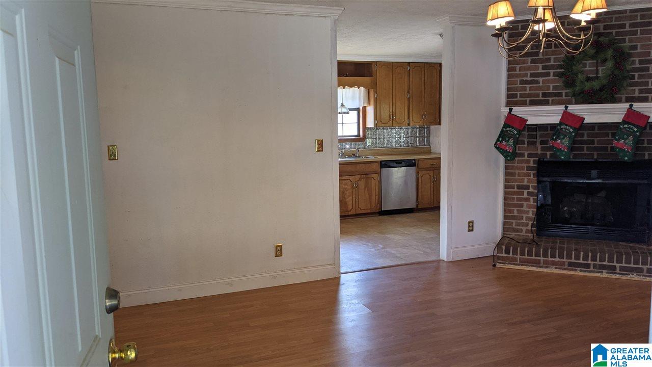 1421 Buckelew Bridge Road Anniston, AL 36207 - Photo 6 of 16