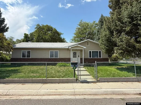 $289,000 | 220 North 5th Street West, Riverton, WY 82501