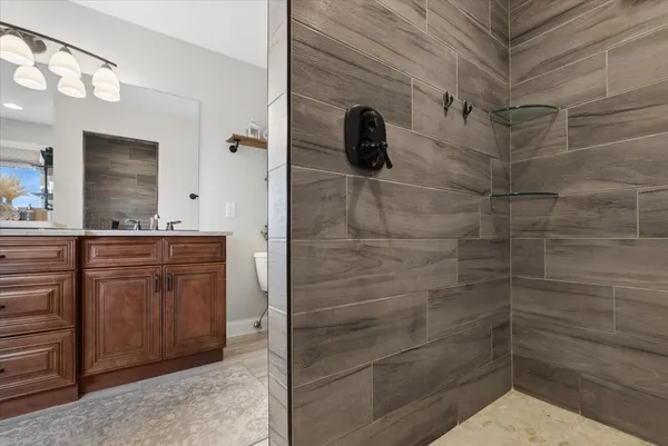 $769,000 | 24111 Blue Waters Drive, Manhattan, IL 60442