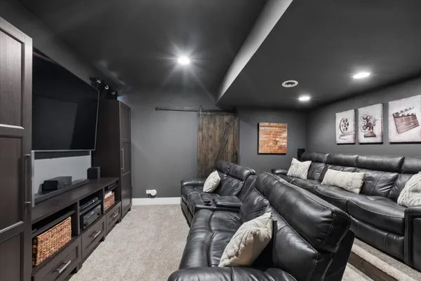 $769,000 | 24111 Blue Waters Drive, Manhattan, IL 60442