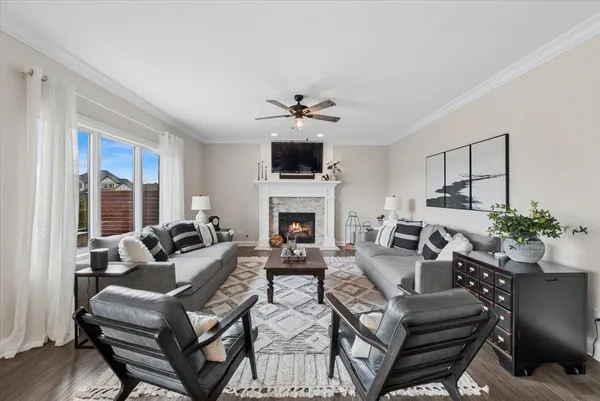 $769,000 | 24111 Blue Waters Drive, Manhattan, IL 60442