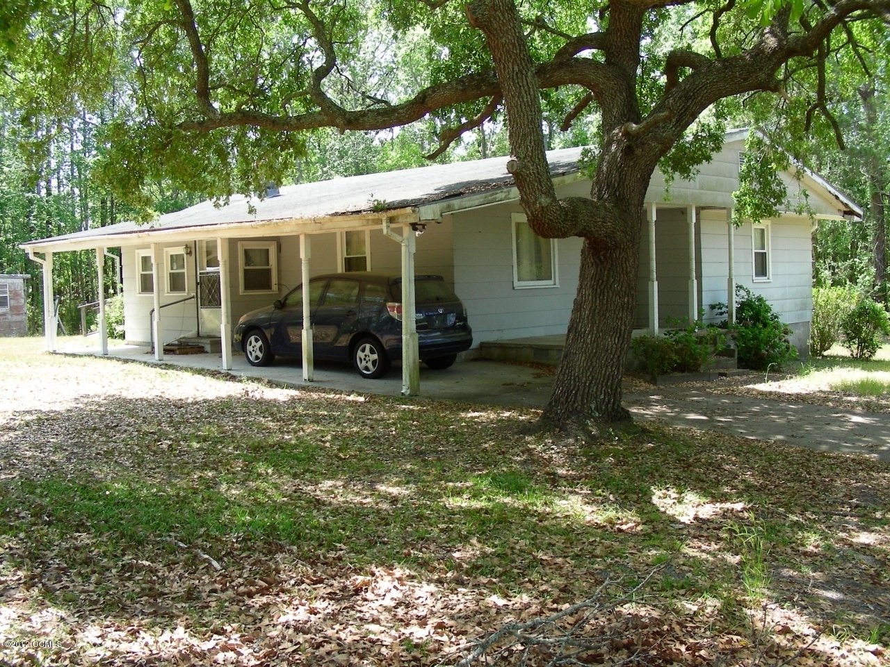 575 Roberts Road Newport, NC 28570 - Photo 20 of 22 side of carport