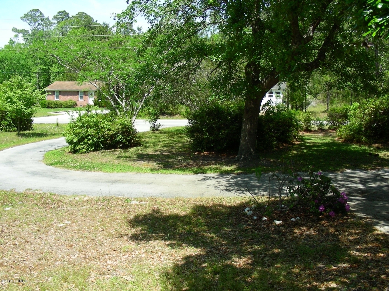 575 Roberts Road Newport, NC 28570 - Photo 2 of 22 driveway