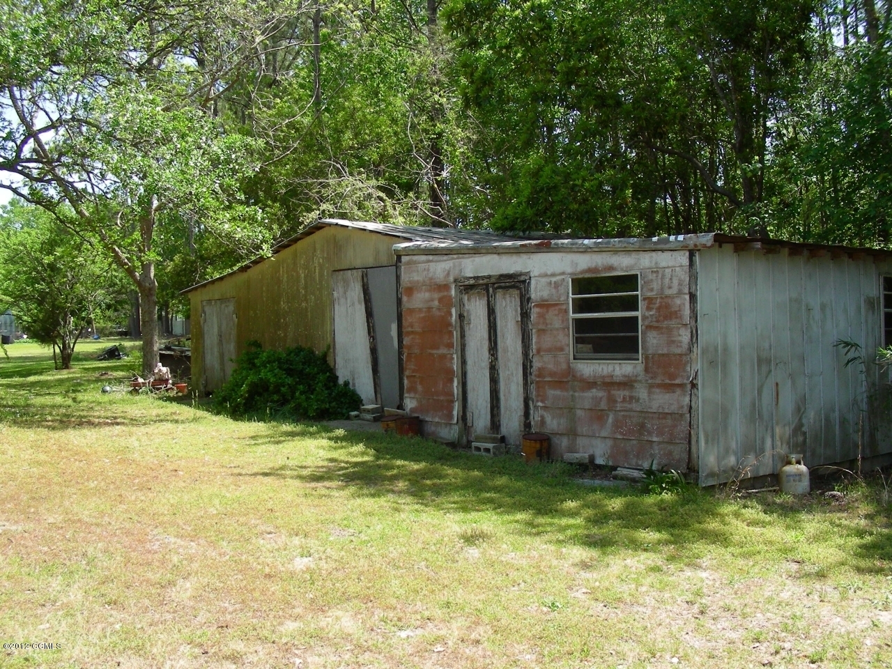 575 Roberts Road Newport, NC 28570 - Photo 22 of 22 storage sheds