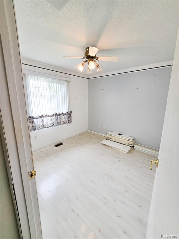 12929 Matthews Street Carleton, MI 48117 - Photo 29 of 64