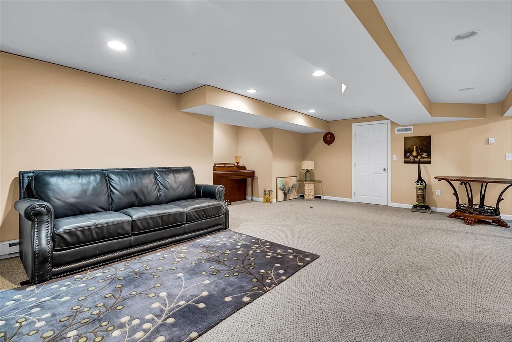 22 Faulkner Road Shrewsbury, MA 01545 - Photo 32 of 37 Gallery Image 32