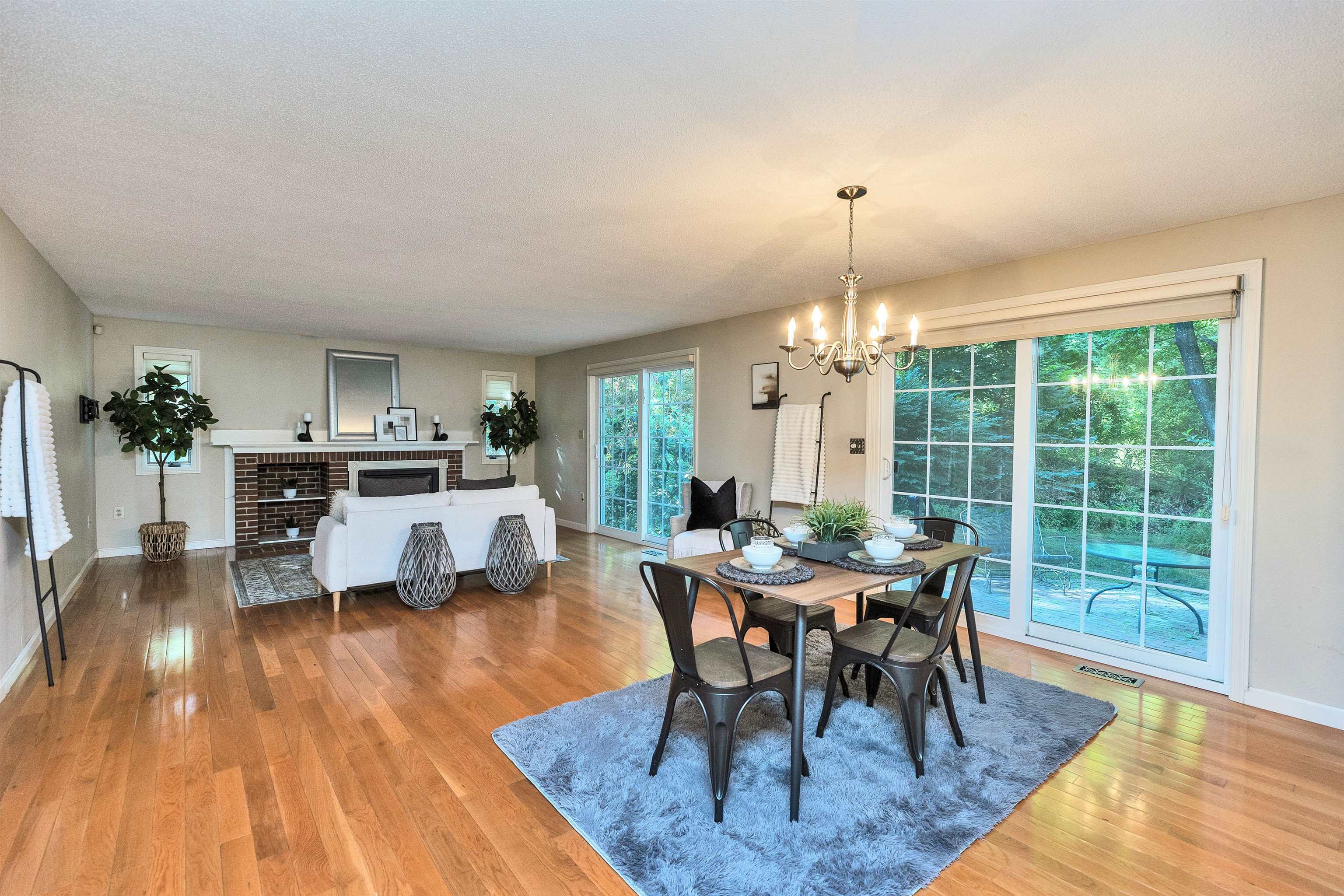 555 Straw Hill Road Manchester, NH 03104 - Photo 17 of 45