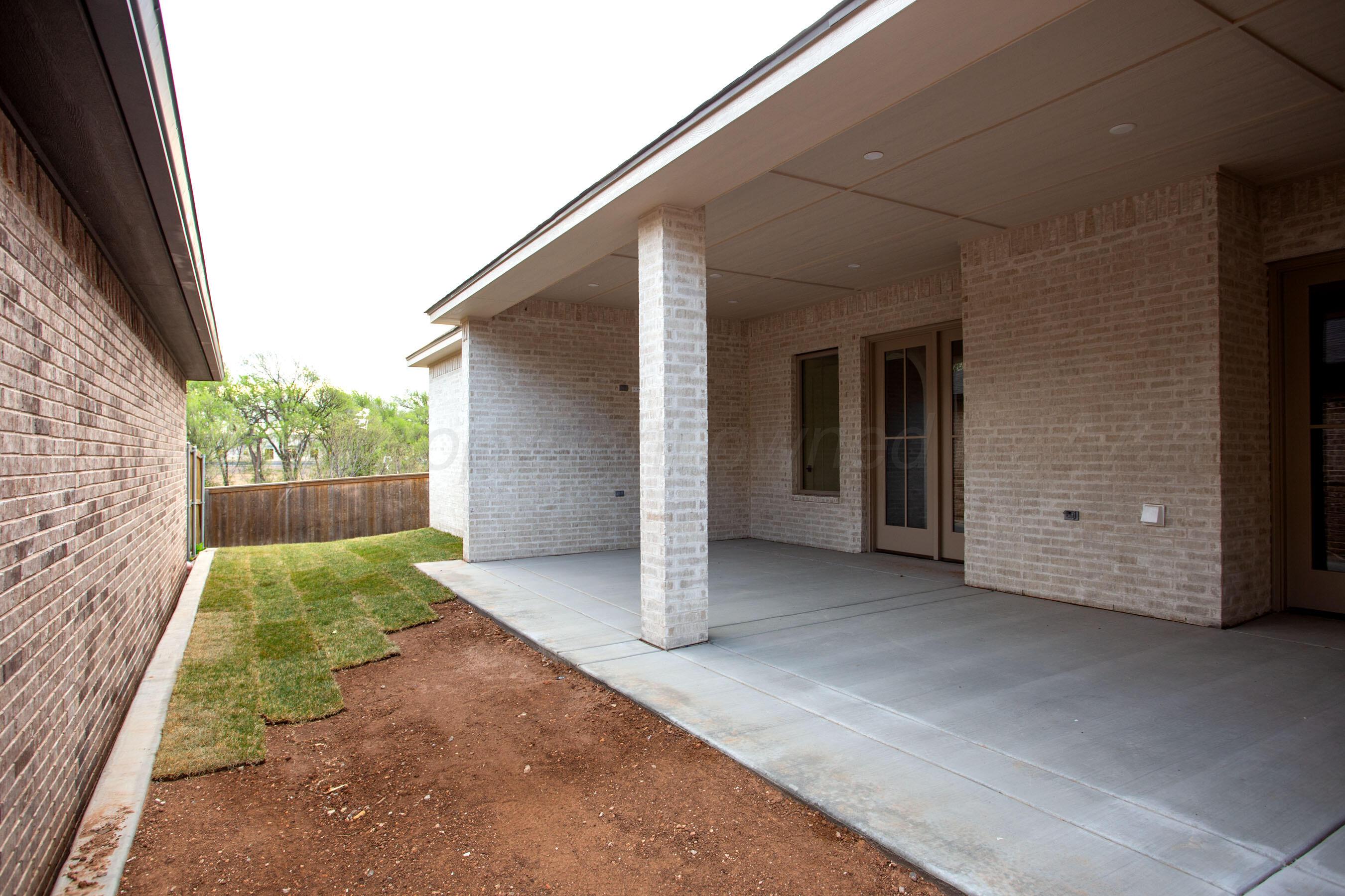 4304 North Rocking Chair Lane Amarillo, TX 79124 - Photo 35 of 36 patio