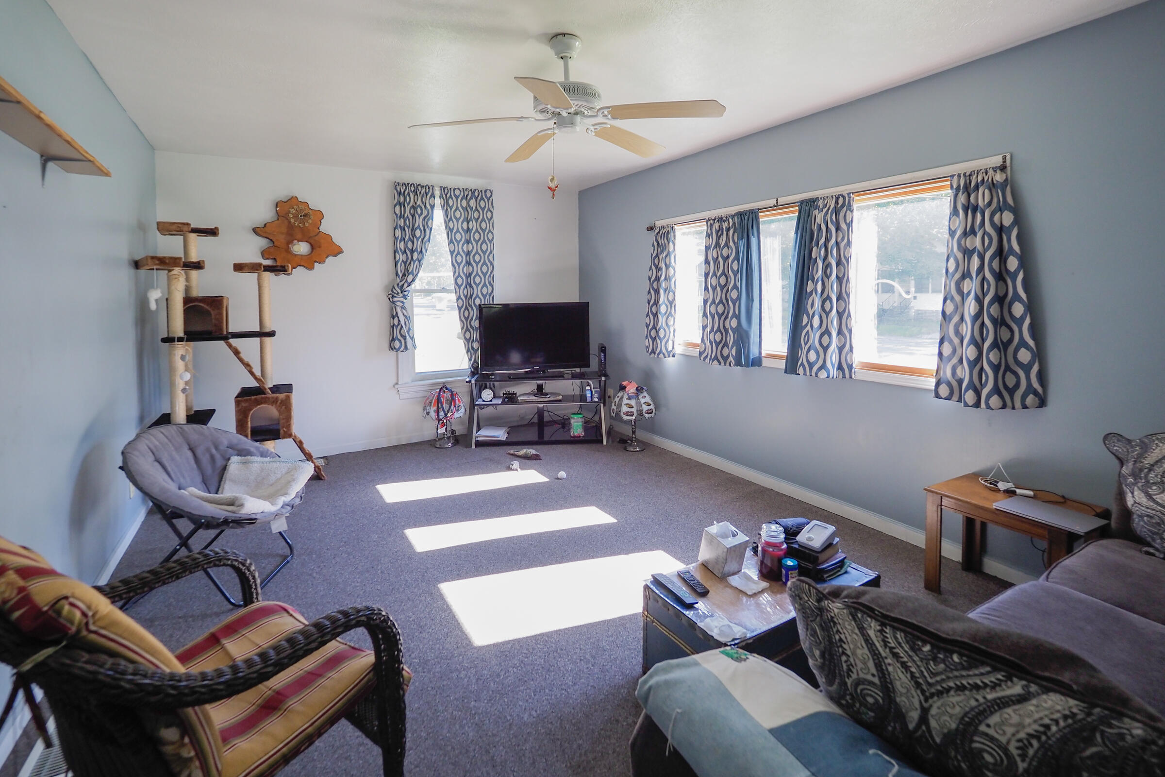 414 East Michigan Avenue Three Rivers, MI 49093 - Photo 4 of 27 414 E Michigan-104
