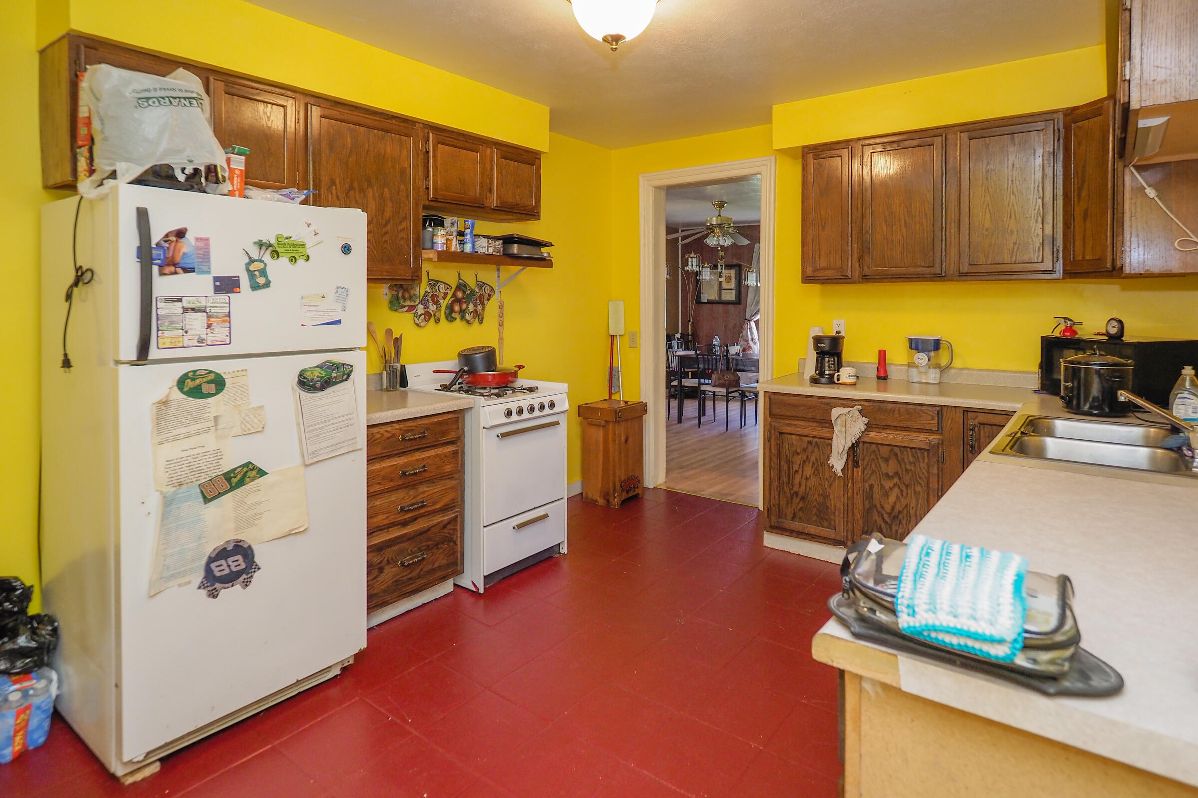 414 East Michigan Avenue Three Rivers, MI 49093 - Photo 10 of 27 414 E Michigan-110