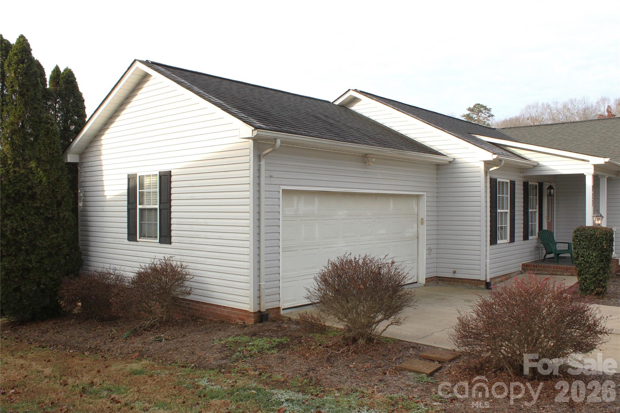 711 Braemore Court Northwest Conover, NC 28613 - Photo 5 of 25 a view of backyard of the house
