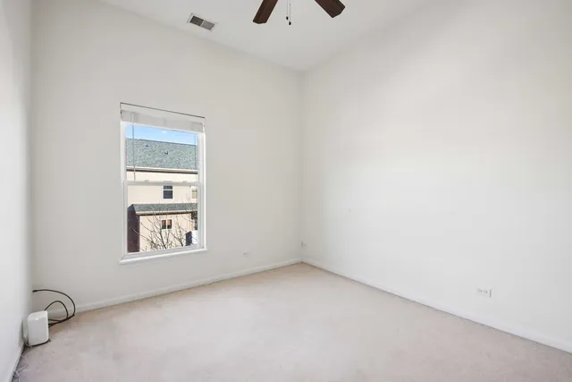 $489,000 | 6130 Riverbend Place, Lisle, IL 60532