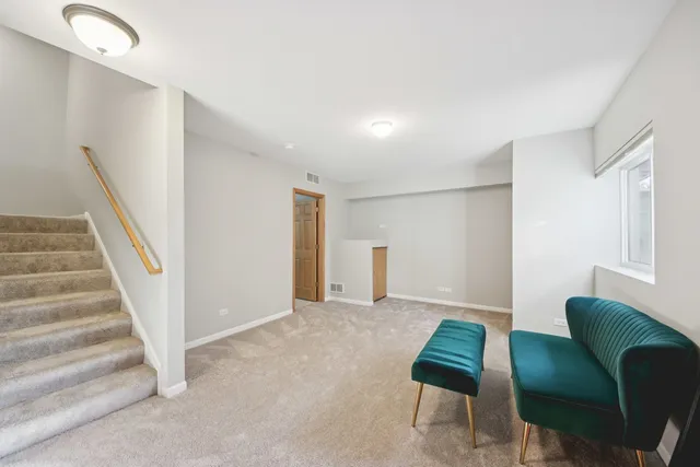 $489,000 | 6130 Riverbend Place, Lisle, IL 60532