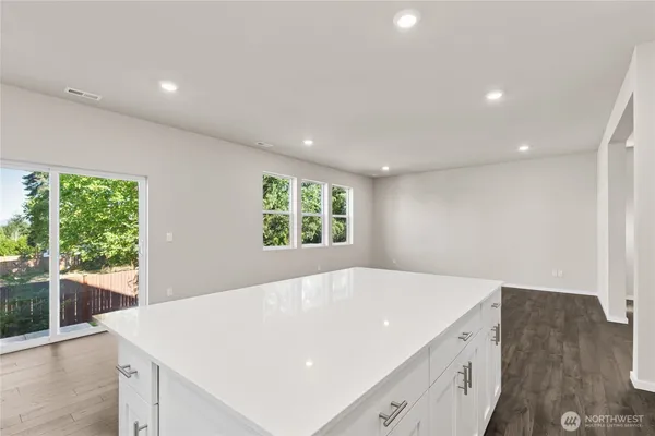 $669,995 | 10804 188 Street East, Unit 1034, Puyallup, WA 98374