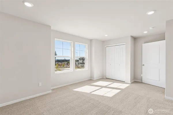 $669,995 | 10804 188 Street East, Unit 1034, Puyallup, WA 98374