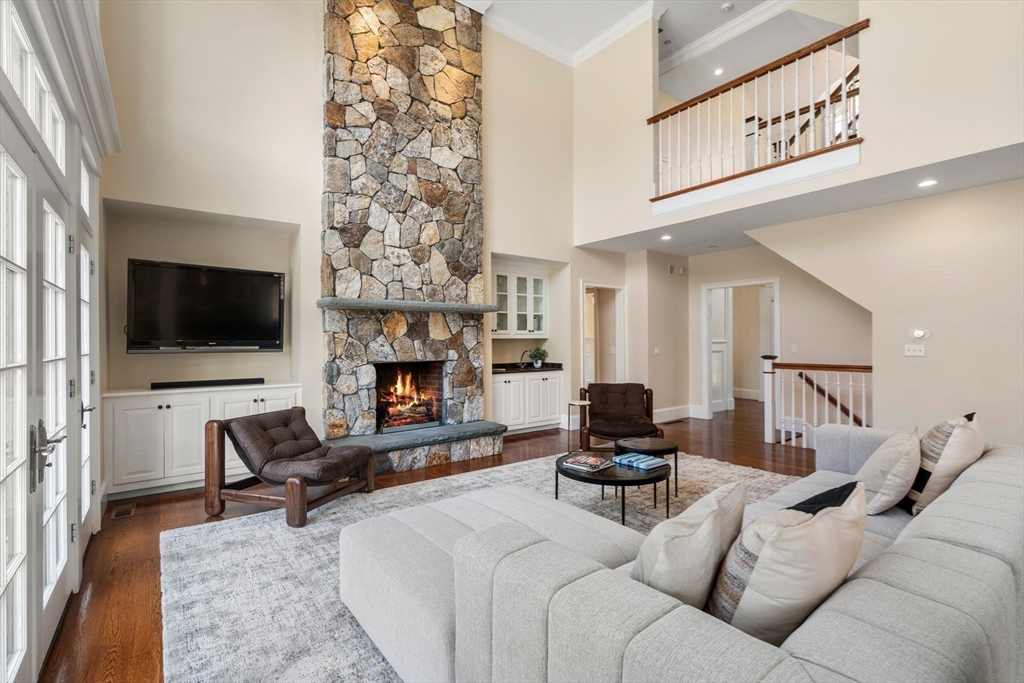 21 Westerly Road Weston, MA 02493 - Photo 5 of 38