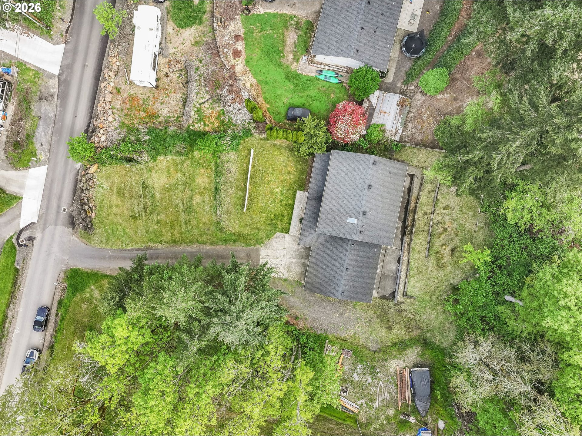 506 Haussler Road Kelso, WA 98626 - Photo 34 of 36 an aerial view of a house with a yard