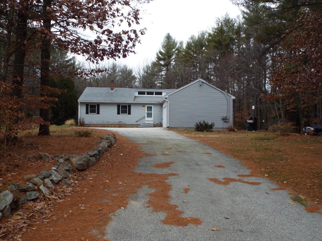 706 Bedford Road New Boston, NH 03070 - Photo 2 of 24