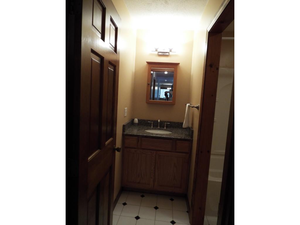 706 Bedford Road New Boston, NH 03070 - Photo 15 of 24