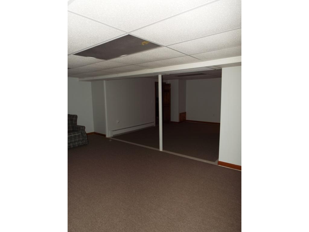 706 Bedford Road New Boston, NH 03070 - Photo 17 of 24