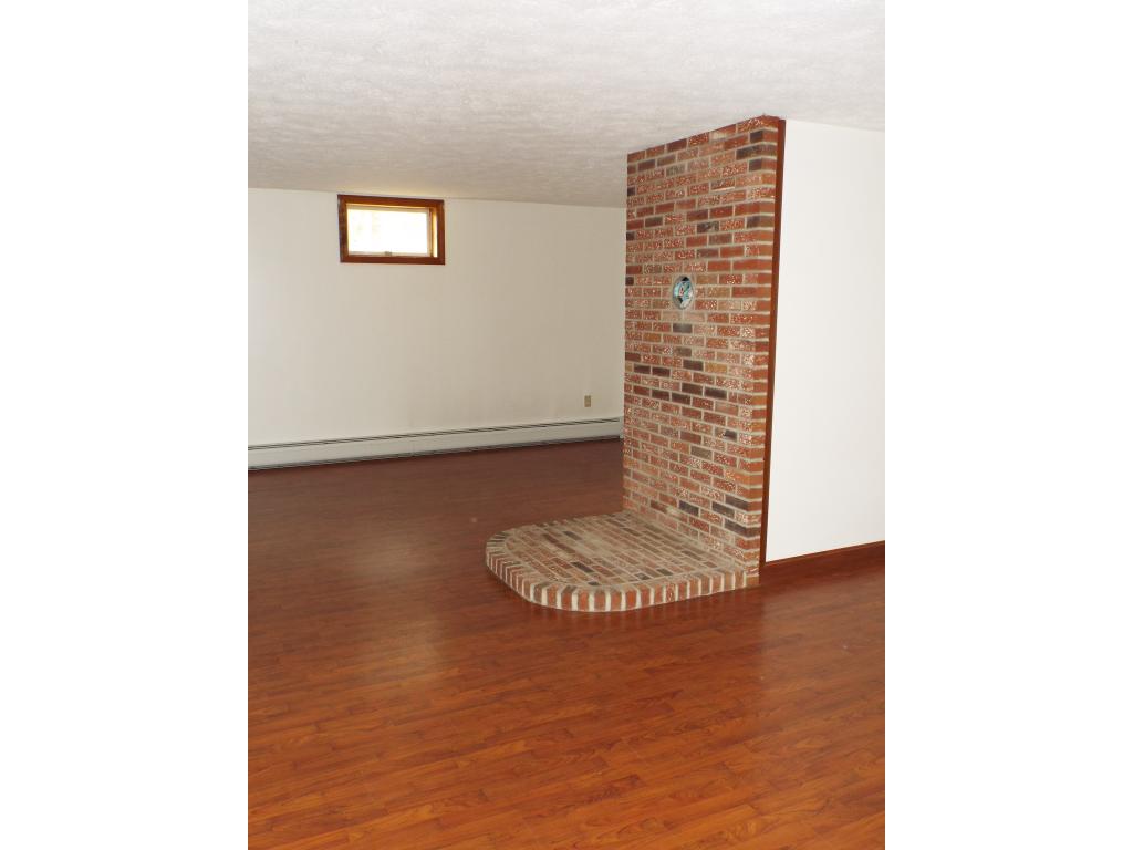 706 Bedford Road New Boston, NH 03070 - Photo 20 of 24