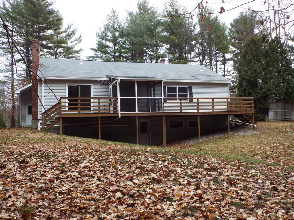 706 Bedford Road New Boston, NH 03070 - Photo 21 of 24
