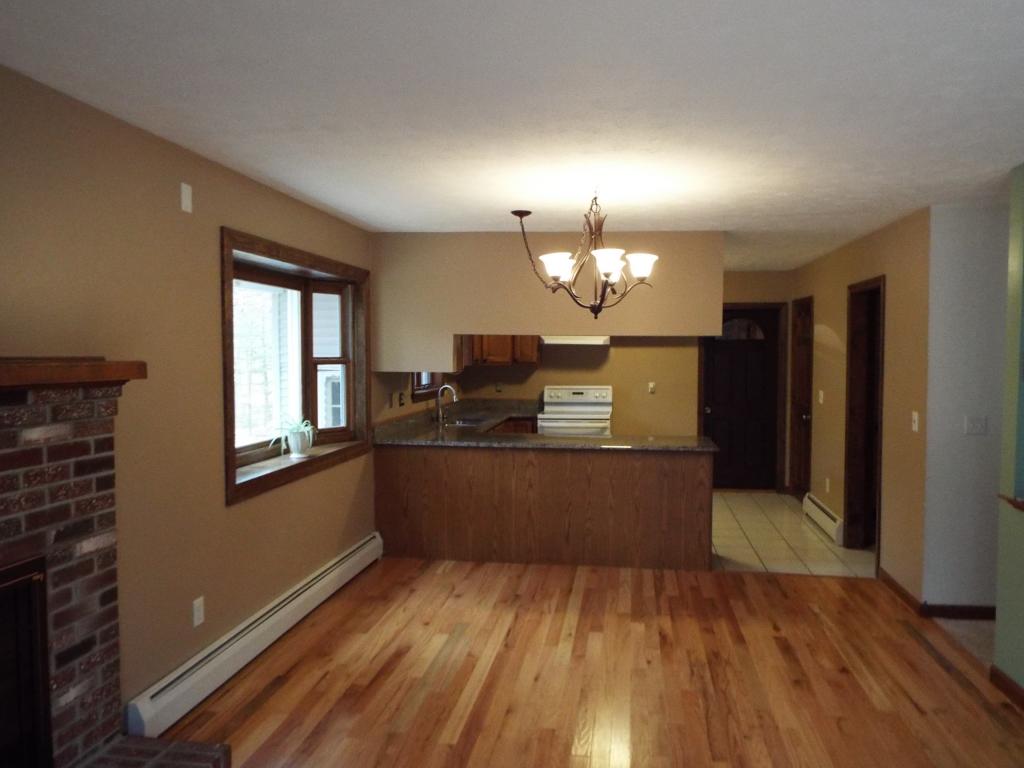 706 Bedford Road New Boston, NH 03070 - Photo 4 of 24