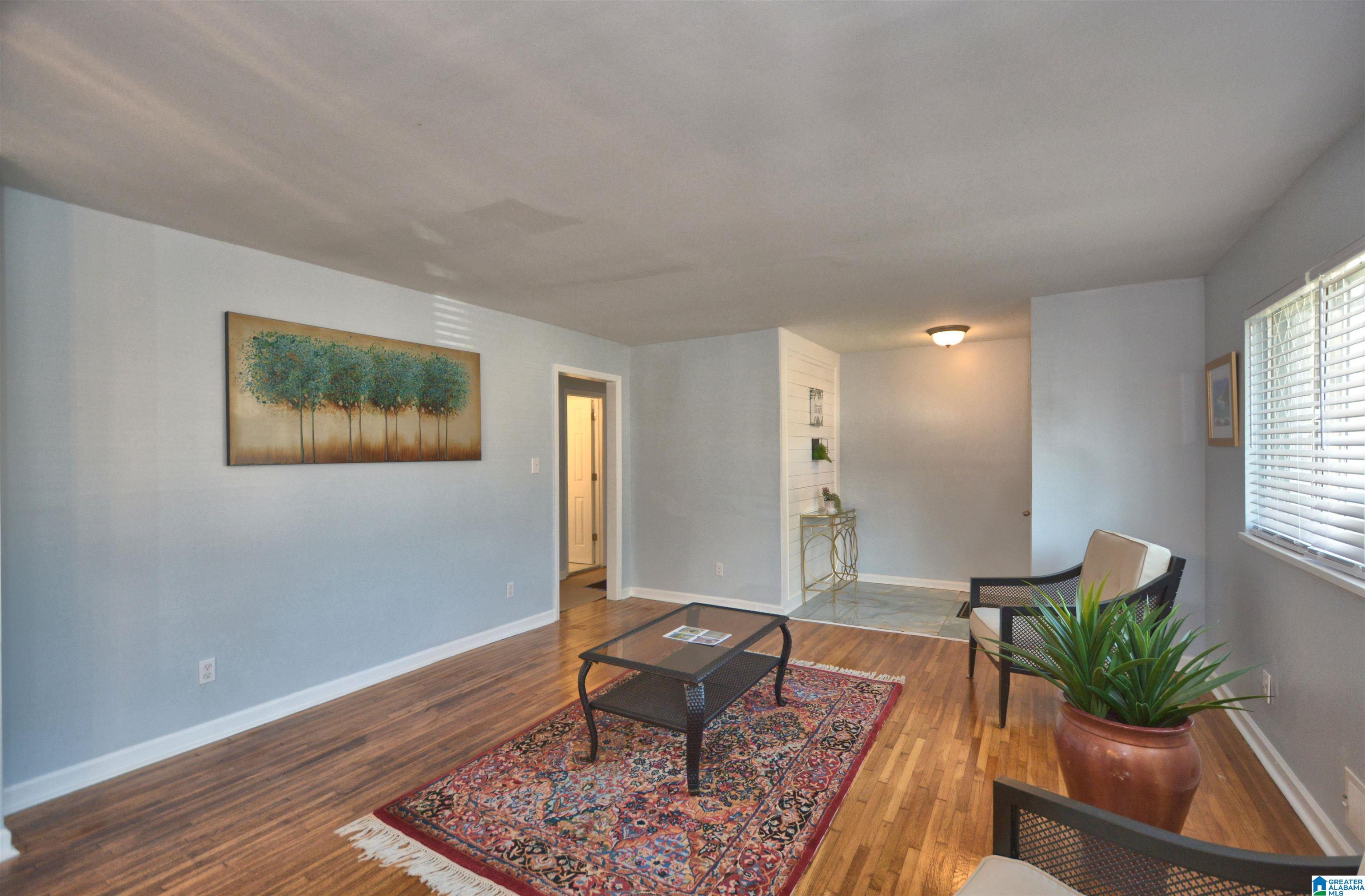 325 16th Avenue Southwest Birmingham, AL 35211 - Photo 12 of 34
