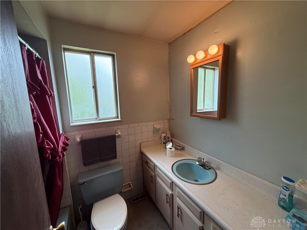 3304 Cottage Road Dayton, OH 45439 - Photo 5 of 12
