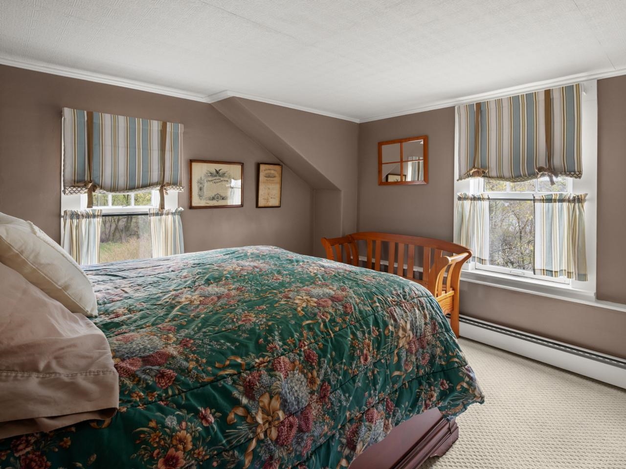 77 River Street Milton, VT 05468 - Photo 21 of 58