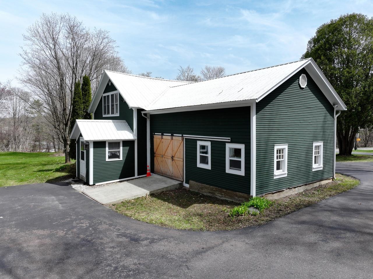 77 River Street Milton, VT 05468 - Photo 42 of 58