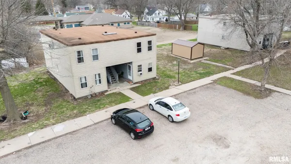 $399,000 | 699 East Fort Street, Farmington, IL 61531