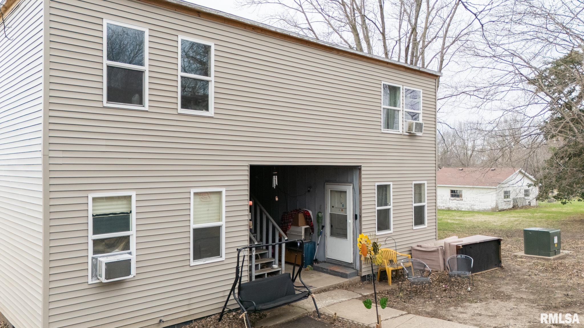 699 East Fort Street Farmington, IL 61531 - Photo 20 of 25