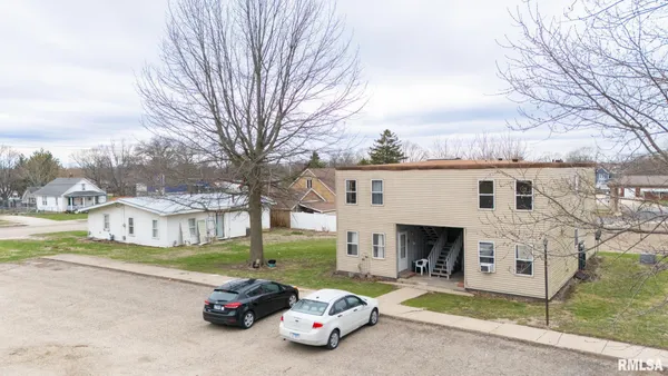 $399,000 | 699 East Fort Street, Farmington, IL 61531