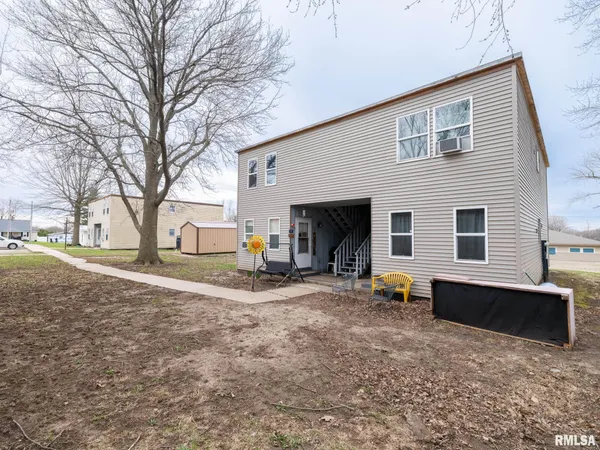$399,000 | 699 East Fort Street, Farmington, IL 61531