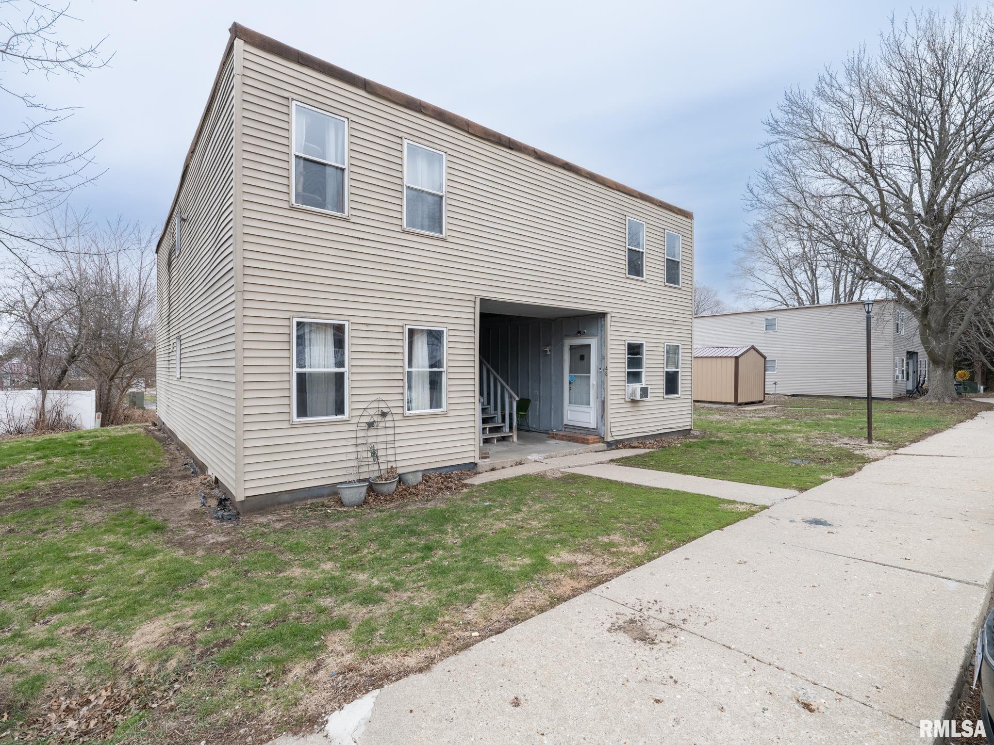 699 East Fort Street Farmington, IL 61531 - Photo 5 of 25