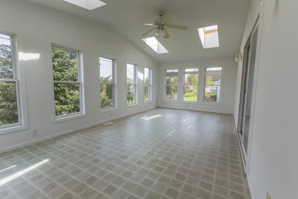 $284,999 | 327 Parkside Drive, Preston, MN 55965