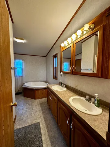 $284,999 | 327 Parkside Drive, Preston, MN 55965