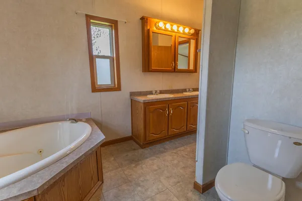 $284,999 | 327 Parkside Drive, Preston, MN 55965