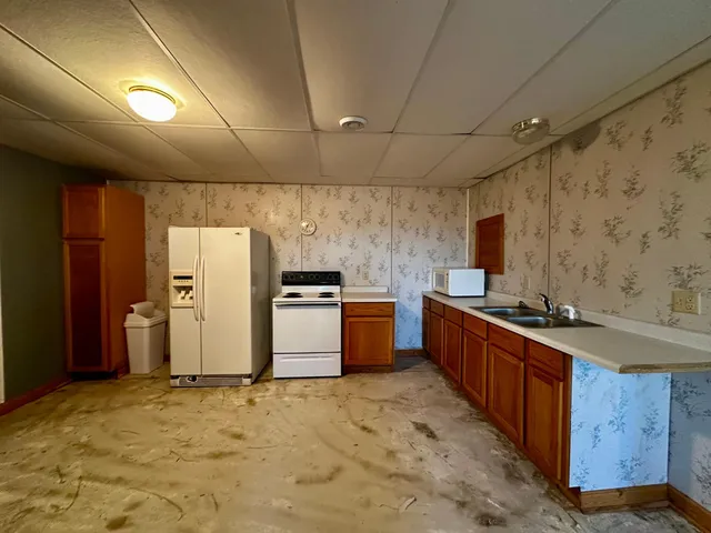 $284,999 | 327 Parkside Drive, Preston, MN 55965