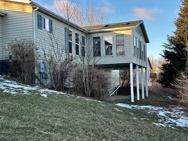 $284,999 | 327 Parkside Drive, Preston, MN 55965