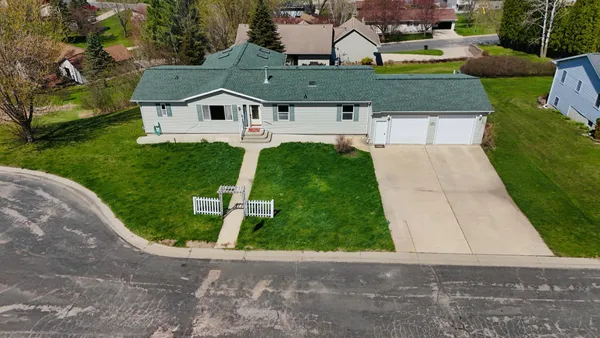 $284,999 | 327 Parkside Drive, Preston, MN 55965